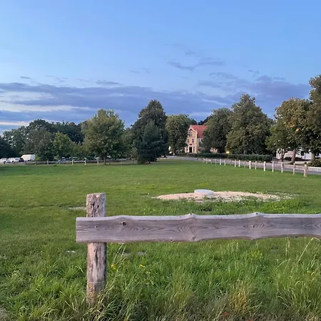 Grosses Familienapartment Mitten In Der Neu Gaarz