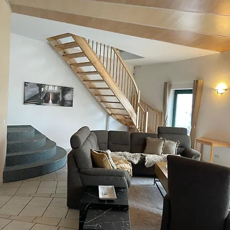 Grosses Familienapartment Mitten In Der